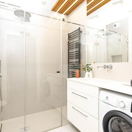 Superapart Sternicza 43 - Parking Apartman *