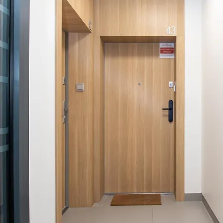 Superapart Sternicza 43 - Parking Apartman *